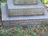 image of grave number 332051